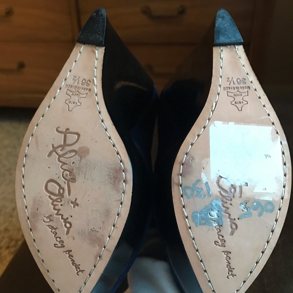 NWT Alice + Olivia wedge size 36.5 - Picture 4 of 6